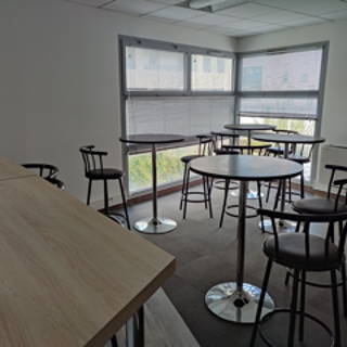 Open Space  40 postes Coworking Rue Diderot Nanterre 92000 - photo 7